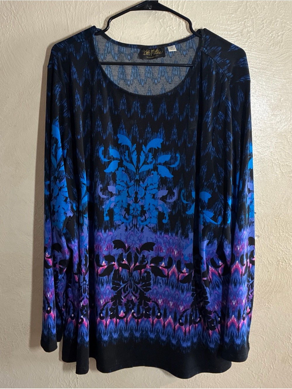 Bob Mackie wearable art Blue & Purple Patterned Long-Sleeve Women's long sleeve